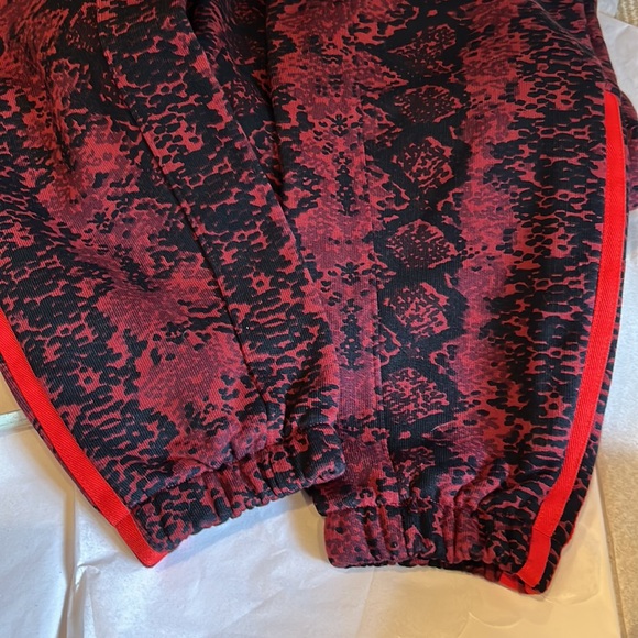 NWT ADIDAS x IVY PARK cherry snakeskin jogger sweat pants size S/M - Picture 10 of 14